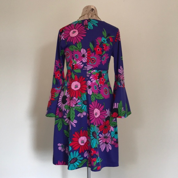 Trina Turk Tenderness V Neck Bell Sleeve Dress - Picture 3 of 6